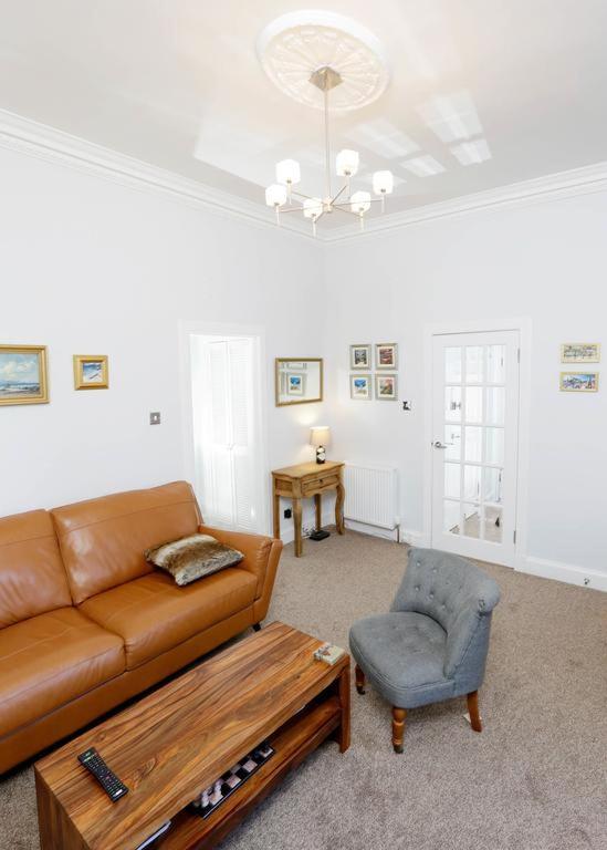 Beautiful Edinburgh New Town Apartment المظهر الخارجي الصورة